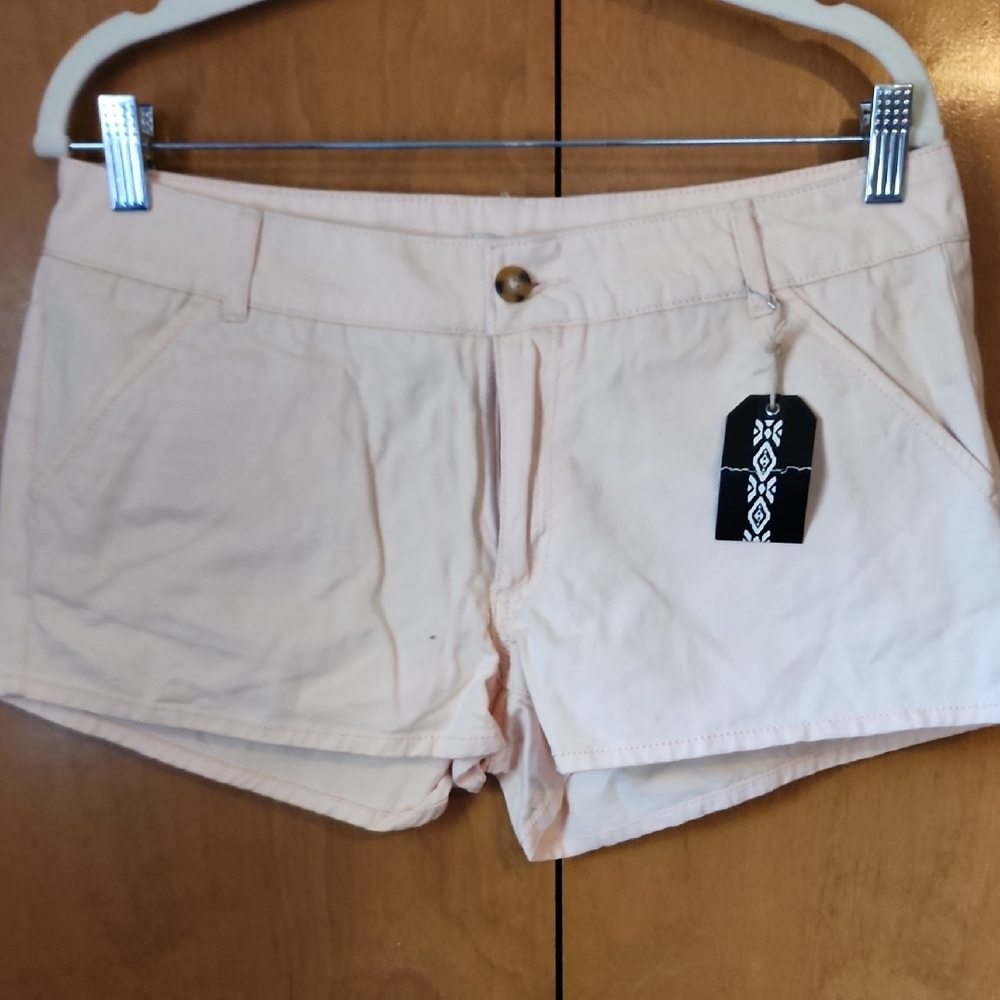 Forever 21 Tan Cargo Shorts Relaxed Fit
